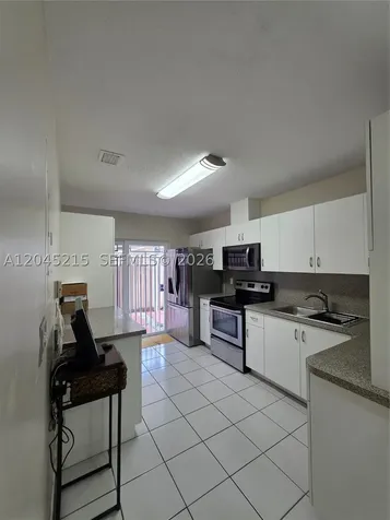 8905 NW 121 Street Hialeah FL 33018