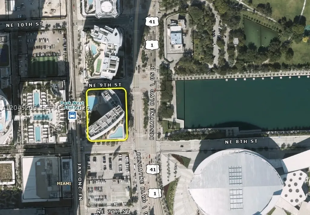 888 Biscayne Boulevard Miami FL 33132