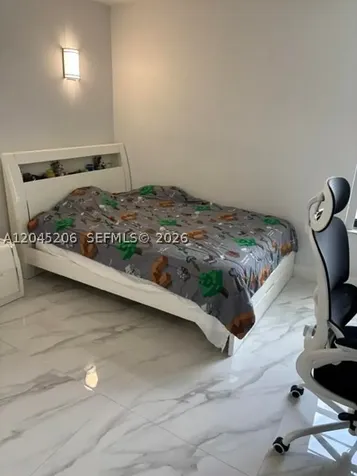 9686 Fontainebleau Boulevard Miami FL 33172