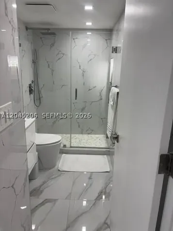 9686 Fontainebleau Boulevard Miami FL 33172