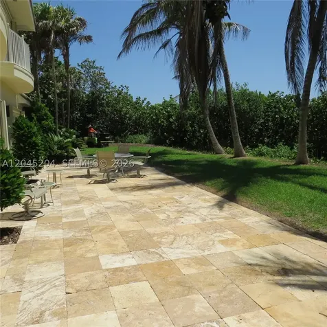 404 S Beach Road Jupiter Island FL 33455