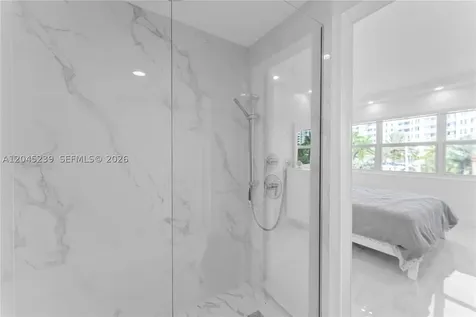 3250 NE 28th Street Fort Lauderdale FL 33308