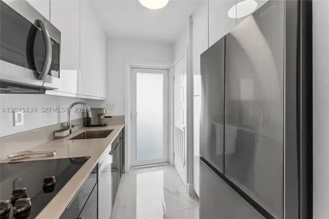 3250 NE 28th Street Fort Lauderdale FL 33308