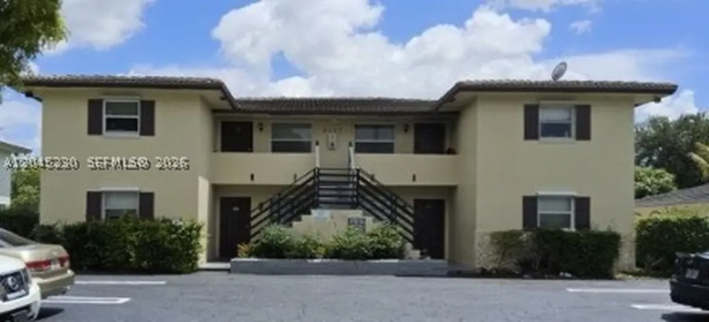 4117 Woodside Drive Coral Springs FL 33065