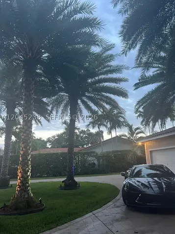 12520 Griffing Boulevard North Miami FL 33161