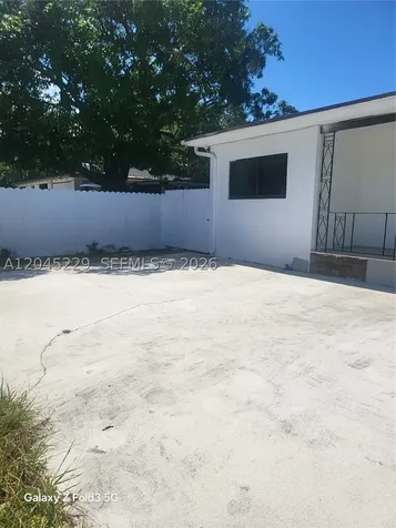 2467 NW 95th Terrace Miami FL 33147