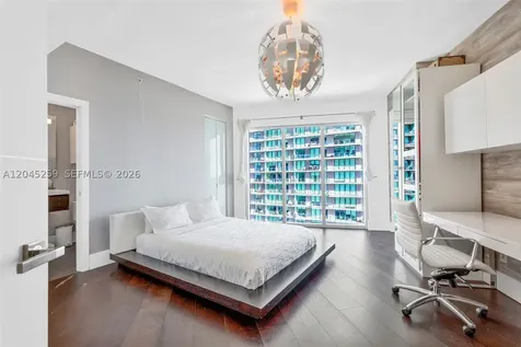 60 SW 13th Street Miami FL 33130