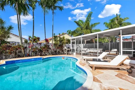 18910 NW 10th Terrace Pembroke Pines FL 33029