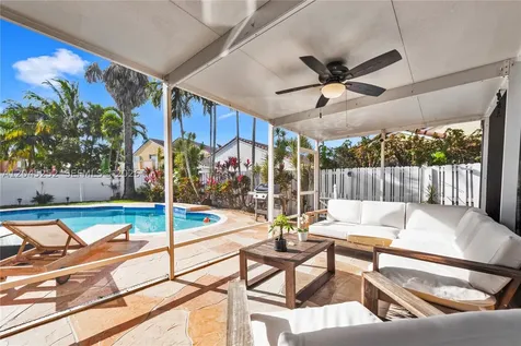 18910 NW 10th Terrace Pembroke Pines FL 33029