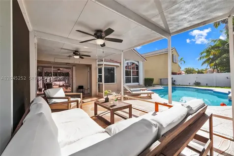 18910 NW 10th Terrace Pembroke Pines FL 33029