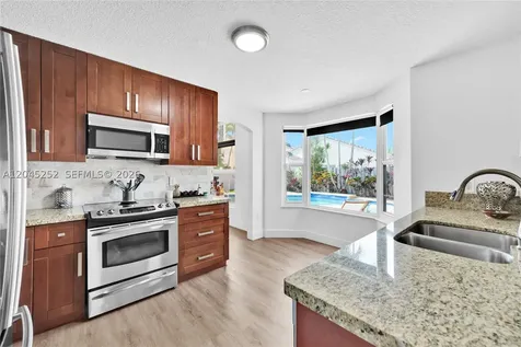 18910 NW 10th Terrace Pembroke Pines FL 33029