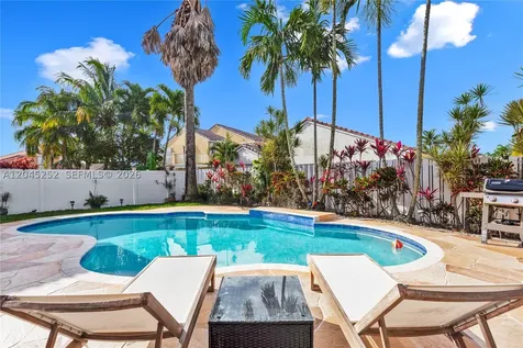 18910 NW 10th Terrace Pembroke Pines FL 33029