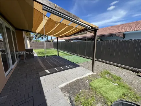 8842 NW 142nd Lane Miami Lakes FL 33018