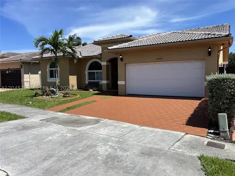 8842 NW 142nd Lane Miami Lakes FL 33018