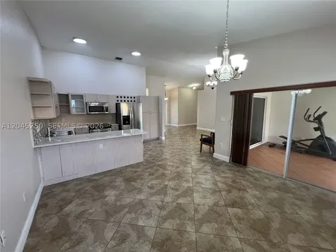 8842 NW 142nd Lane Miami Lakes FL 33018