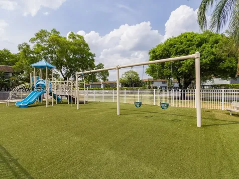 4648 NW 9th Drive Plantation FL 33317