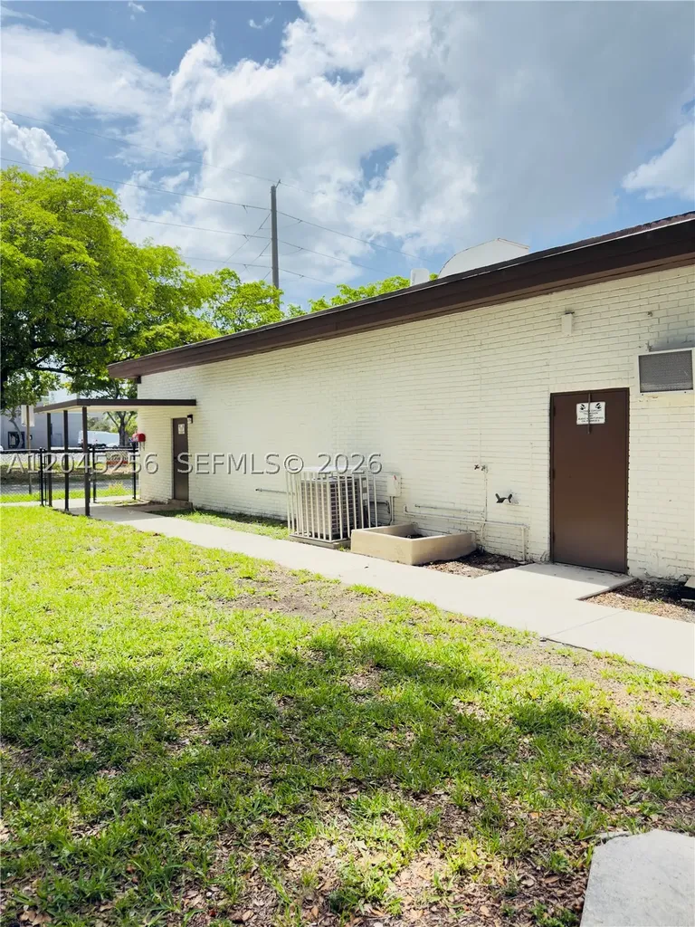 1601 S 21st Avenue Hollywood FL 33020