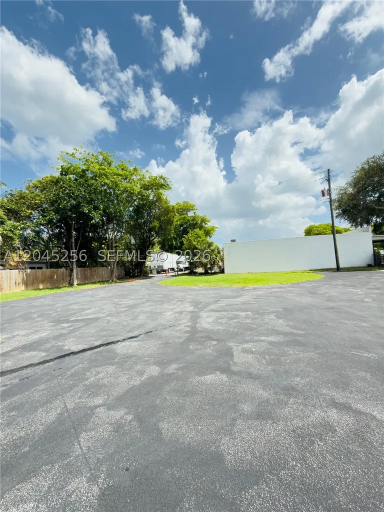 1601 S 21st Avenue Hollywood FL 33020