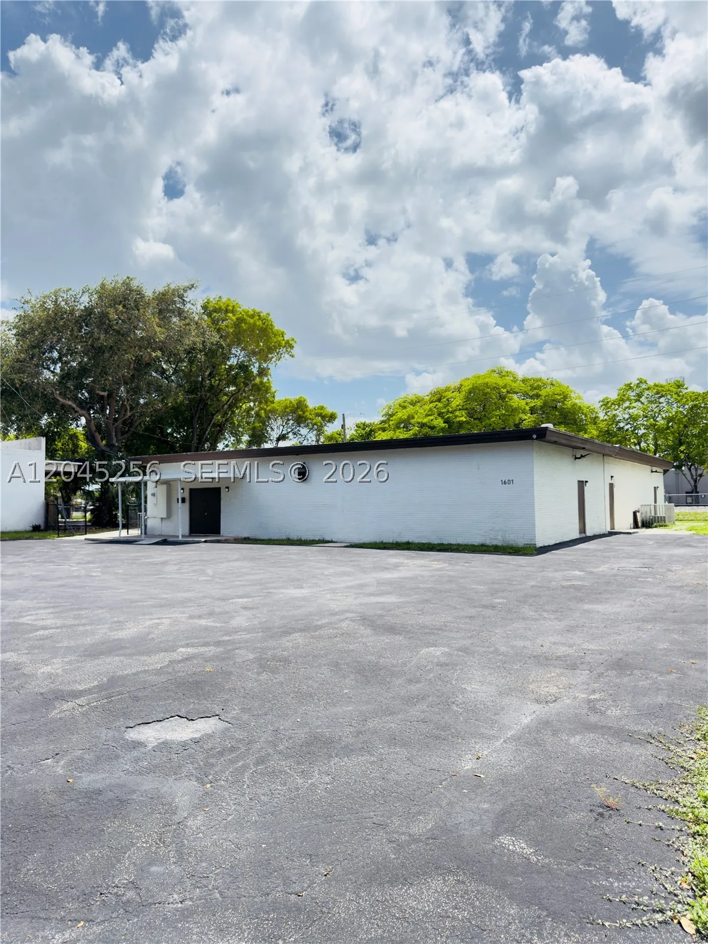 1601 S 21st Avenue Hollywood FL 33020