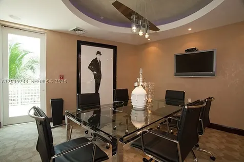 253 NE 2nd Street Miami FL 33132