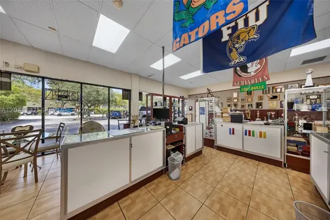 9465 SW 56th Street Miami FL 33165
