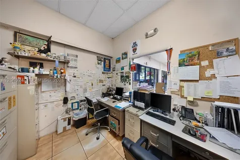 9465 SW 56th Street Miami FL 33165