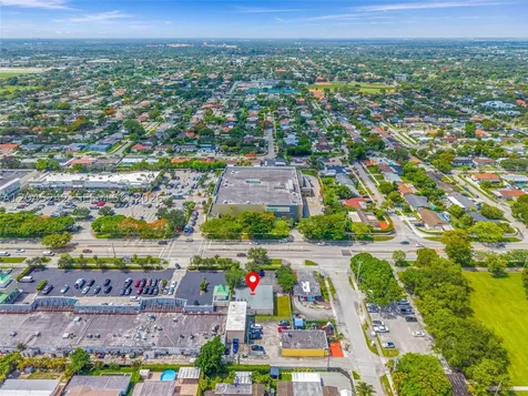 9465 SW 56th Street Miami FL 33165