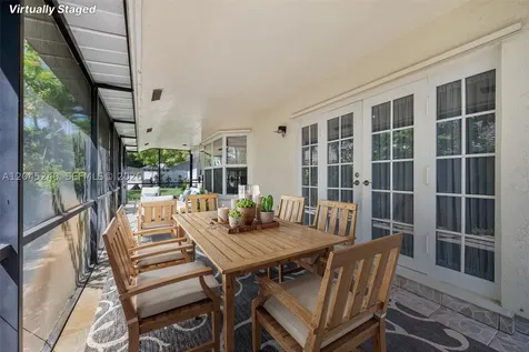 4870 Hawkes Bluff Avenue Davie FL 33331