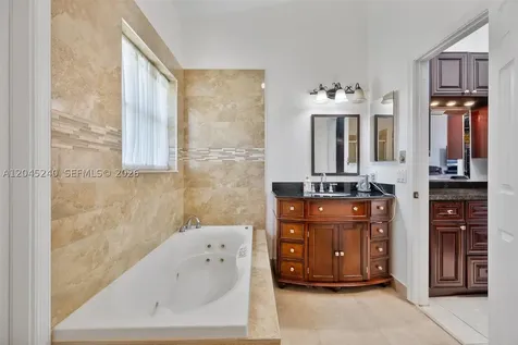 4870 Hawkes Bluff Avenue Davie FL 33331