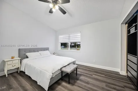 4870 Hawkes Bluff Avenue Davie FL 33331