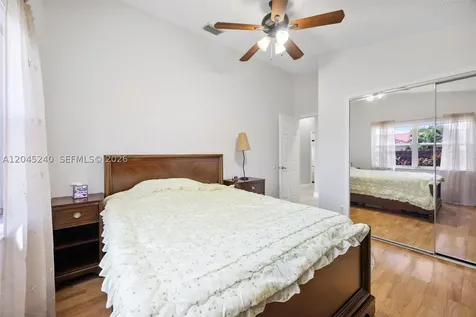 4870 Hawkes Bluff Avenue Davie FL 33331