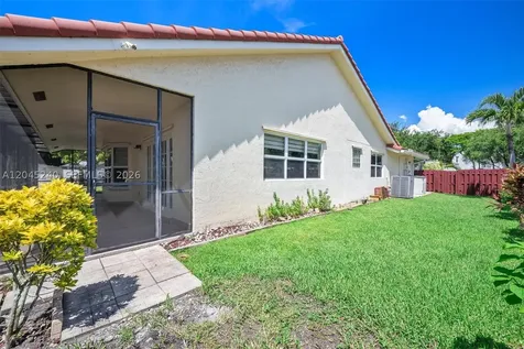 4870 Hawkes Bluff Avenue Davie FL 33331