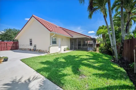 4870 Hawkes Bluff Avenue Davie FL 33331