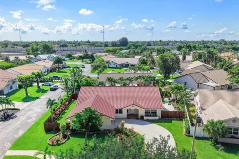 4870 Hawkes Bluff Avenue Davie FL 33331
