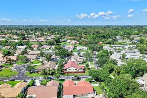 4870 Hawkes Bluff Avenue Davie FL 33331