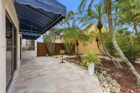 8165 NW 187th Terrace Hialeah FL 33015
