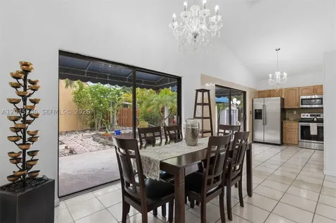 8165 NW 187th Terrace Hialeah FL 33015