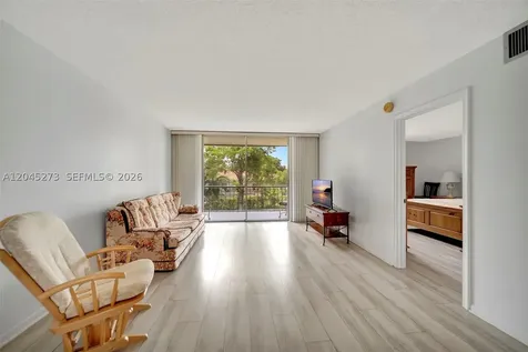 2571 Aragon Boulevard Sunrise FL 33322