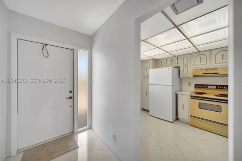 2571 Aragon Boulevard Sunrise FL 33322