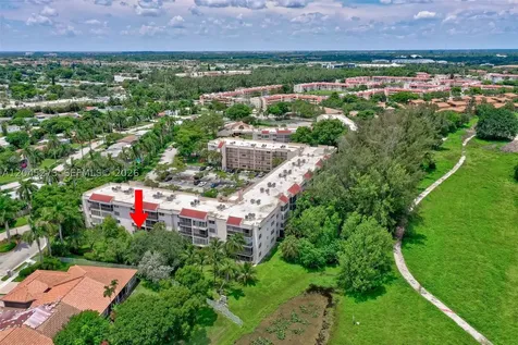 2571 Aragon Boulevard Sunrise FL 33322