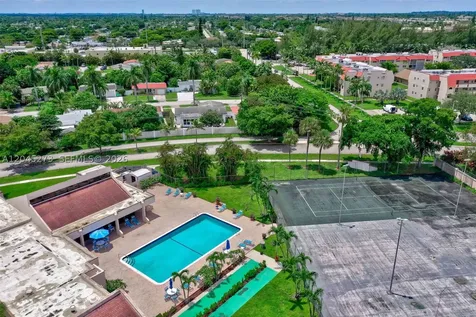 2571 Aragon Boulevard Sunrise FL 33322