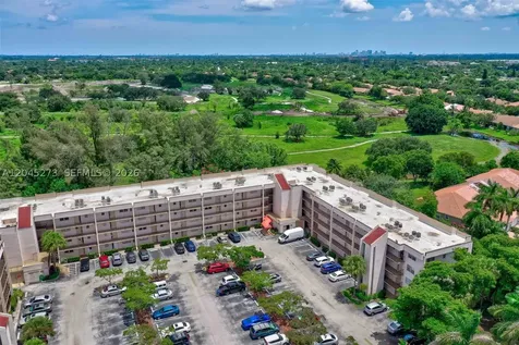 2571 Aragon Boulevard Sunrise FL 33322