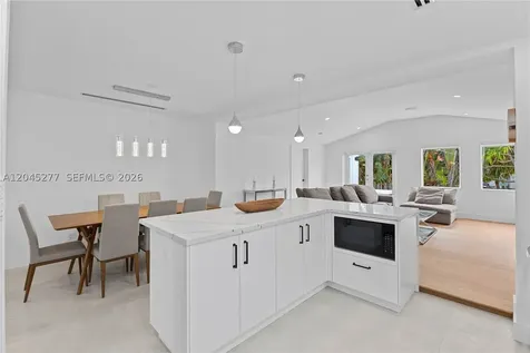 8926 Emerson Avenue Surfside FL 33154