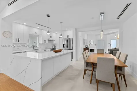 8926 Emerson Avenue Surfside FL 33154