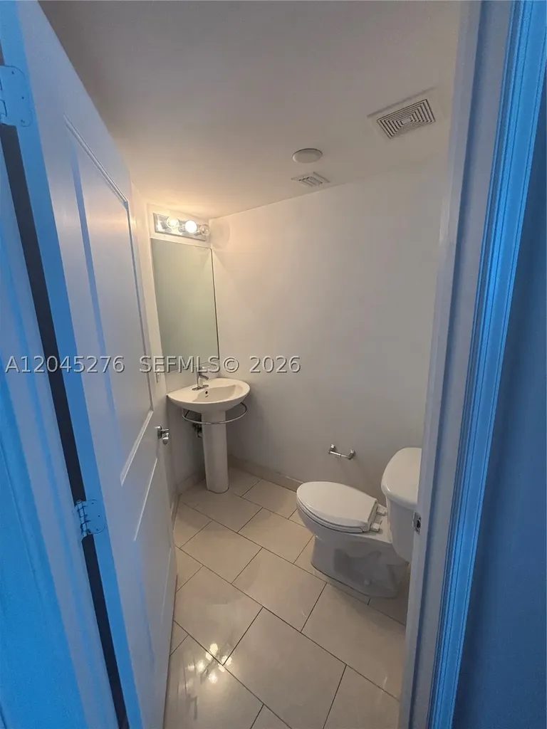 480 NE 30th Street Miami FL 33137