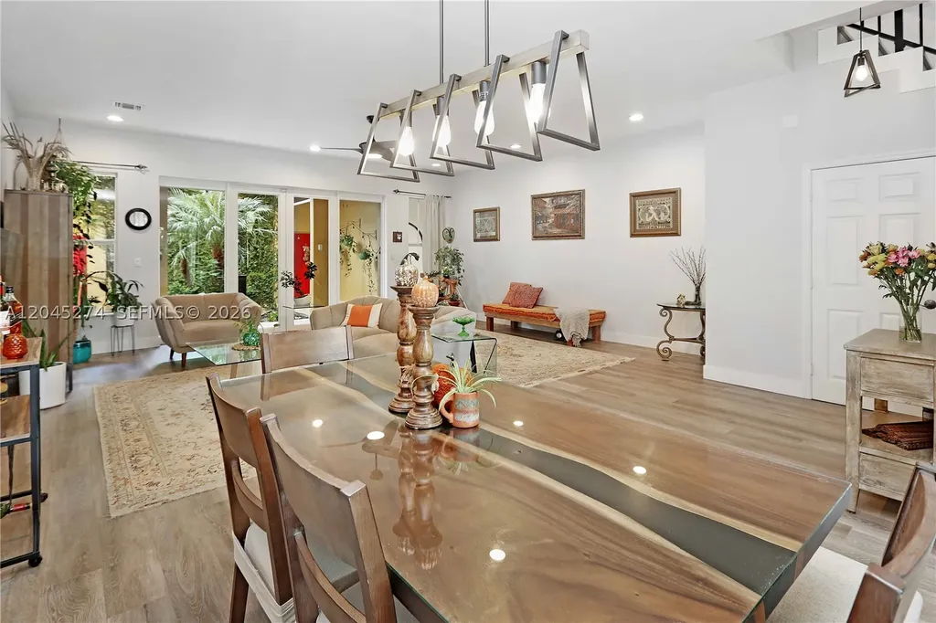 1619 Harrison Street Hollywood FL 33020