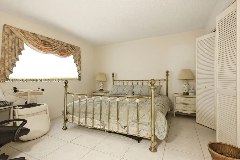 908 Cypress Terrace Pompano Beach FL 33069