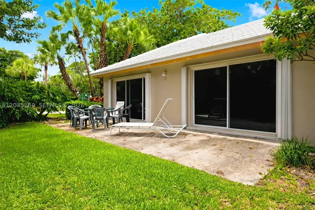 908 Cypress Terrace Pompano Beach FL 33069