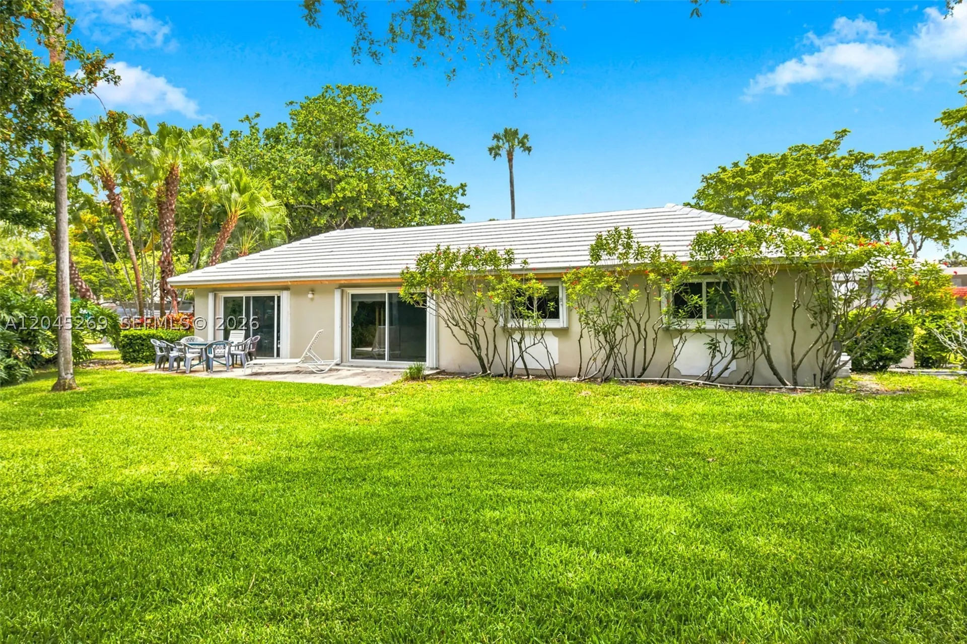 908 Cypress Terrace Pompano Beach FL 33069