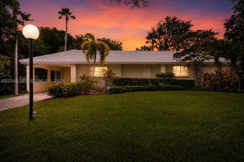 908 Cypress Terrace Pompano Beach FL 33069